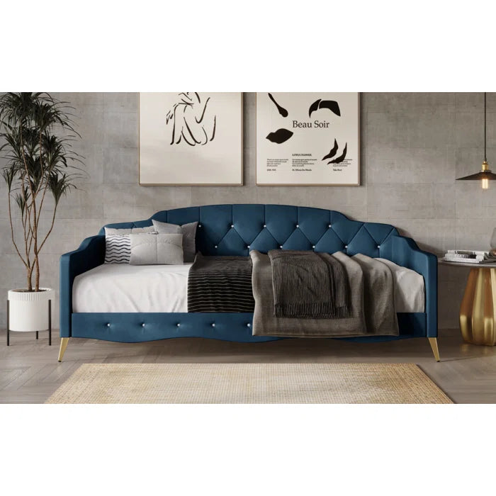 Arwilla Twin Size Daybed in Velvet
